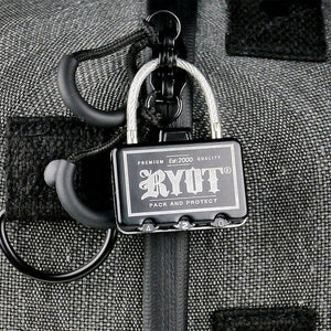 RYOT Axe Pack 14" Travel Case with SmellSafe and No Goo